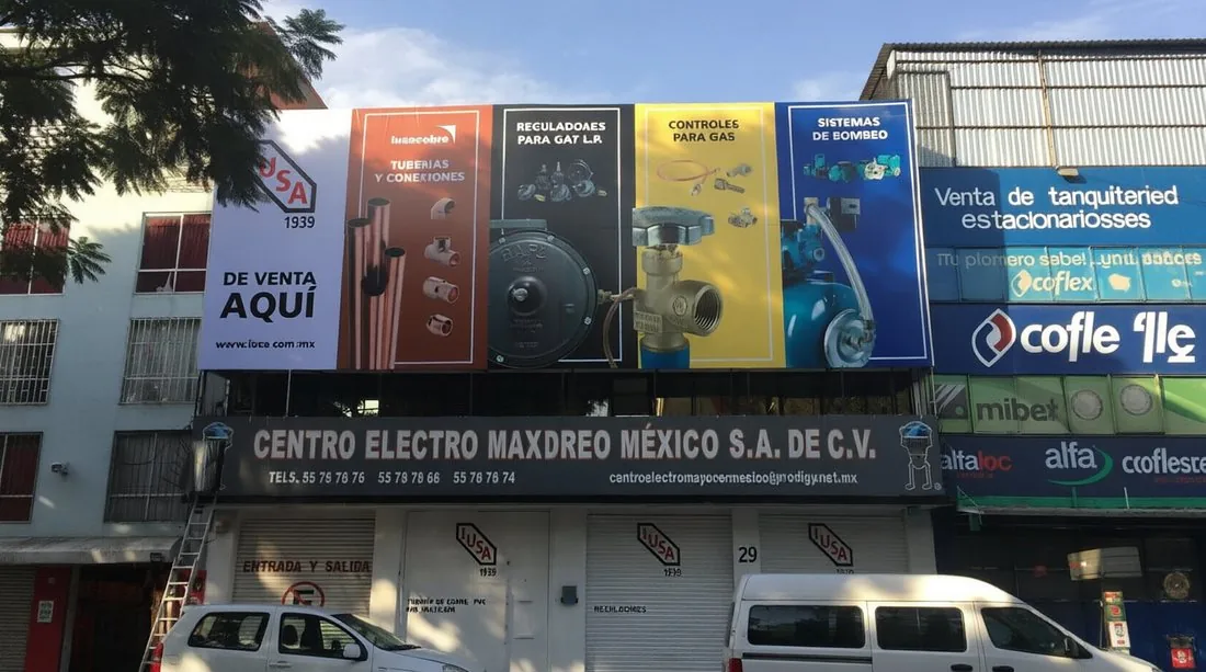 Fachadas comerciales — trabajo realizado 2